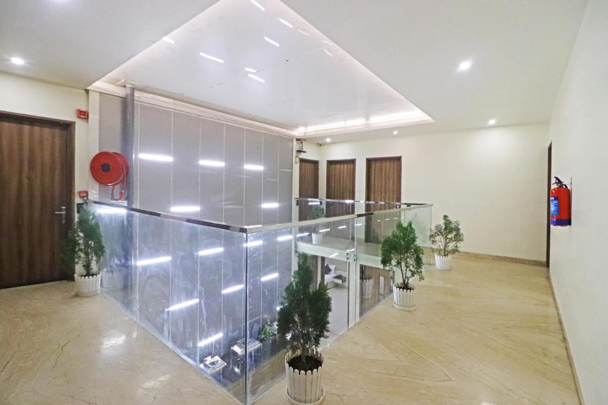 Hotel The Archer Artemis Hospital Road Sector 52 Gurgaon Exterior foto