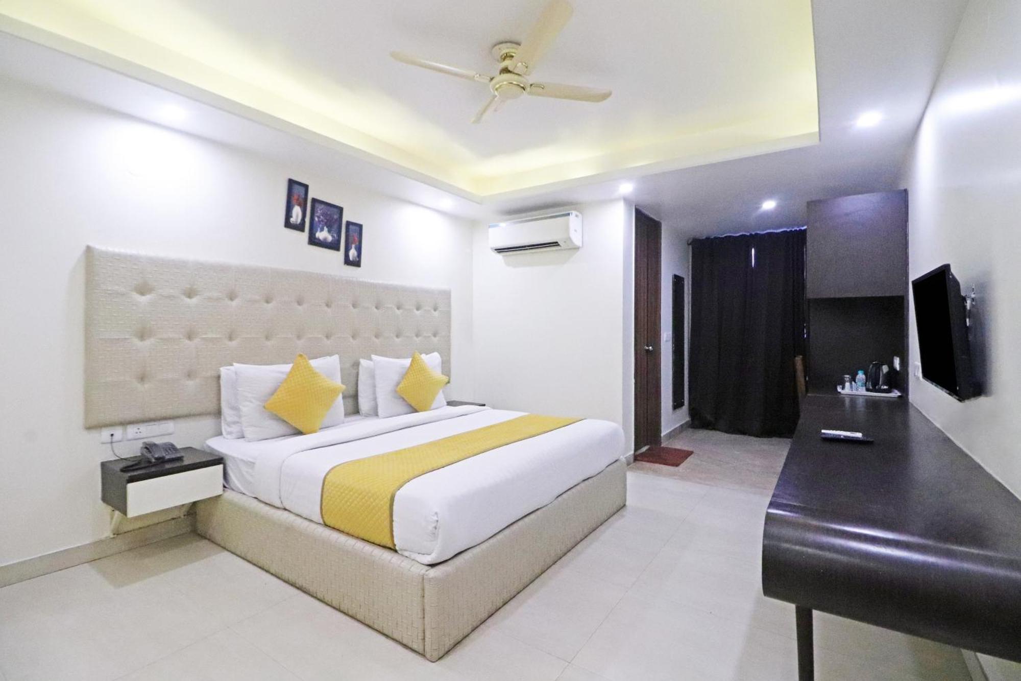 Hotel The Archer Artemis Hospital Road Sector 52 Gurgaon Exterior foto