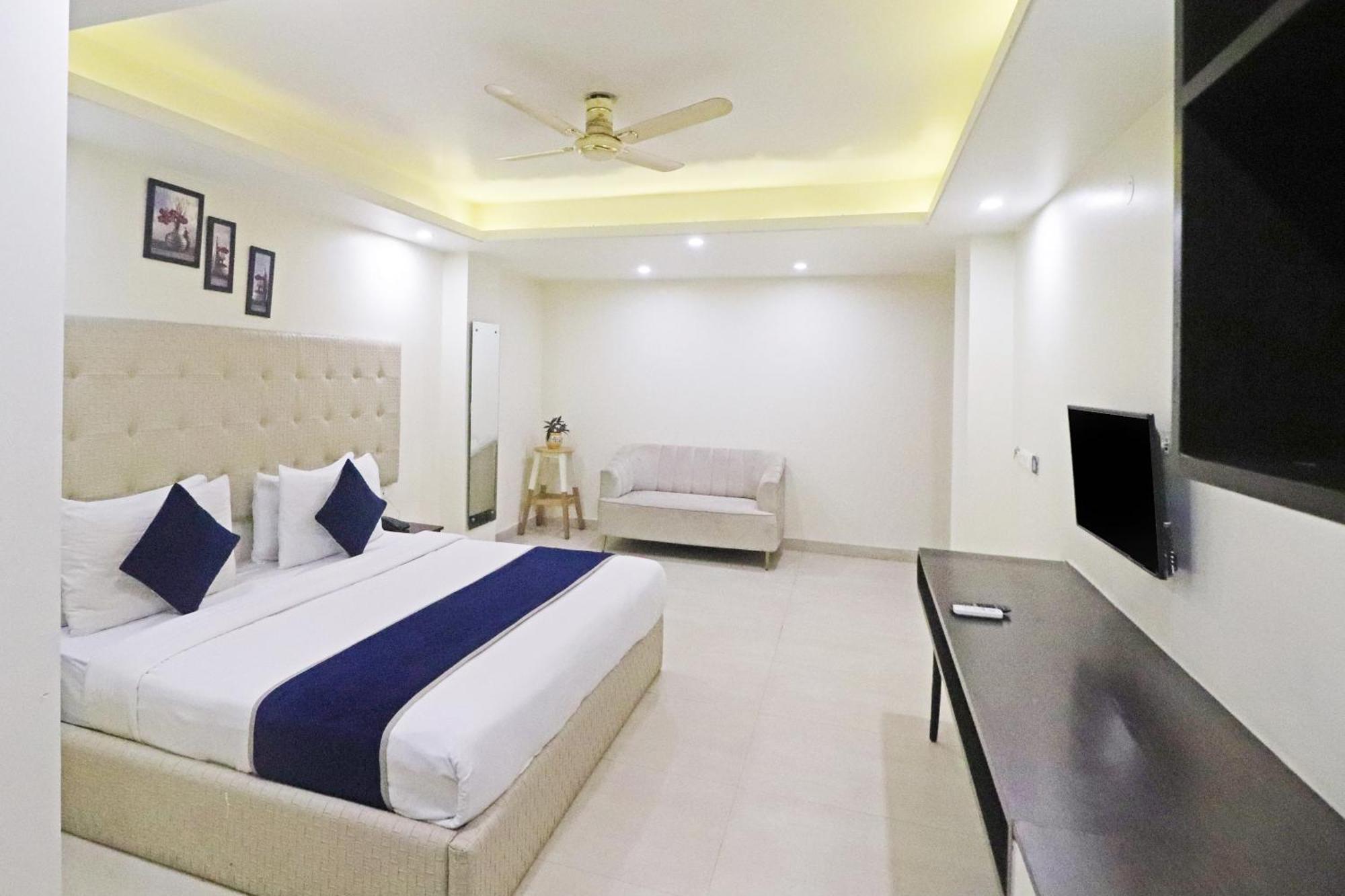 Hotel The Archer Artemis Hospital Road Sector 52 Gurgaon Exterior foto