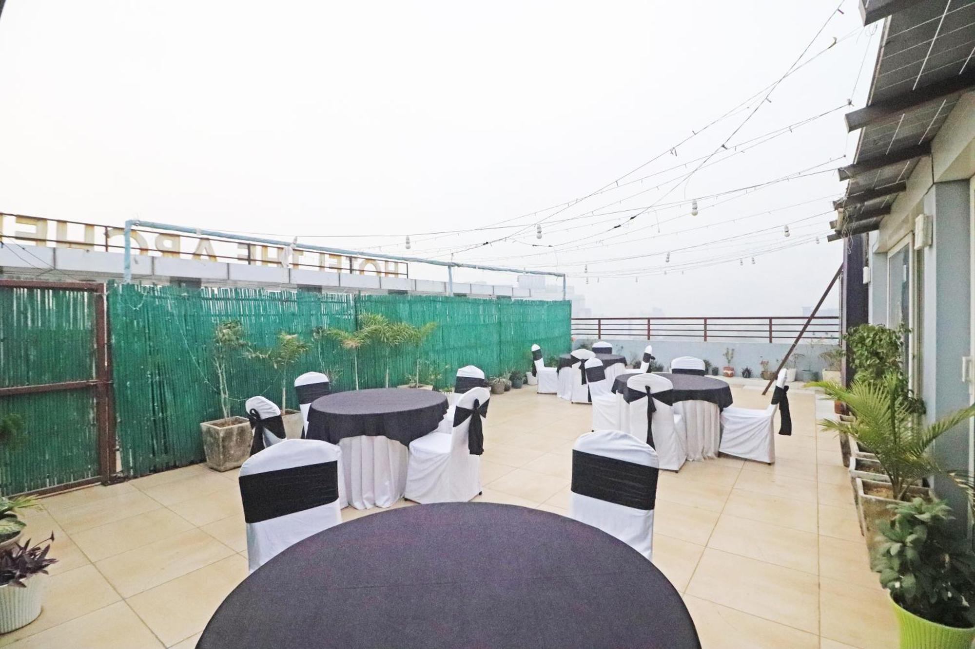Hotel The Archer Artemis Hospital Road Sector 52 Gurgaon Exterior foto